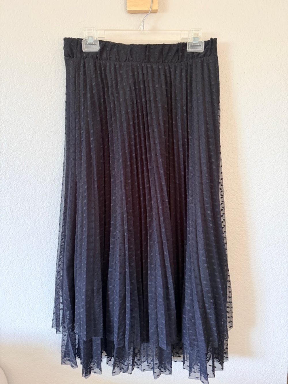 Chenault L Nordstrom Elegant Black Pleated Midi Skirt